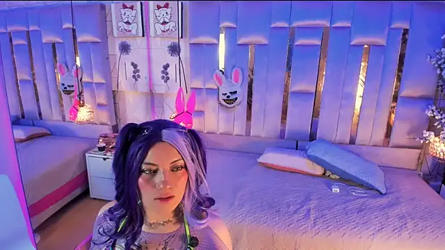 Broklinwhite  online show from March 30, 3:02 pm