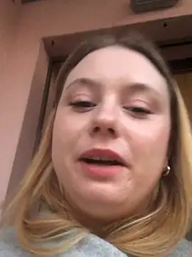 chloetarducci online show from March 2, 5:14 pm