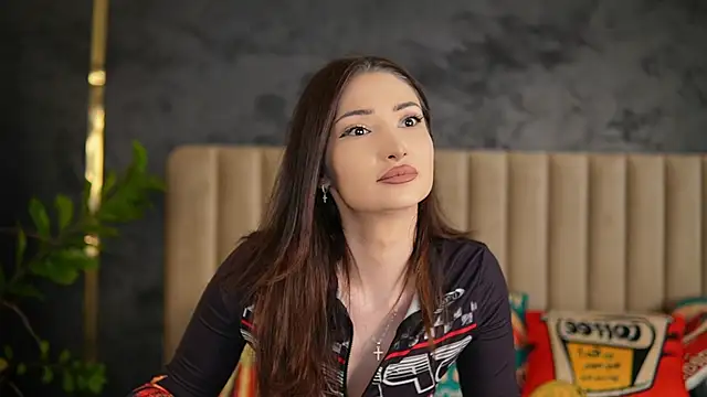 Snapshot of Mayleen_x chatting on July 11, 11:46 am Mayleen x online show from July 11, 11:46 am