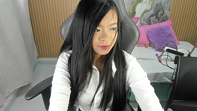 Snapshot of Lili_16 chatting on January 22, 3:07 pm Lili 16 online show from January 22, 3:07 pm