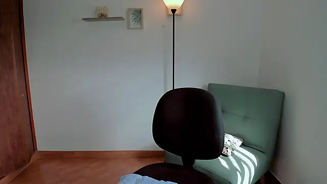 Lilabril online show from January 10, 7:54 pm