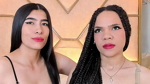 siara and zoe online show from December 20, 10:39 pm