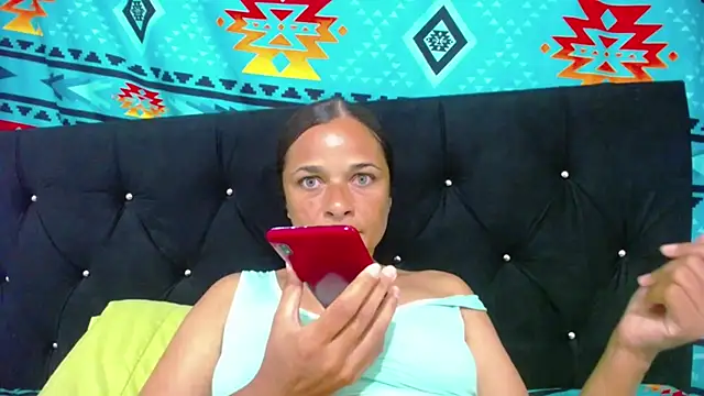 GiveLove1 online show from February 23, 4:50 am