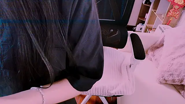 Lee Mi online show from February 15, 4:36 pm