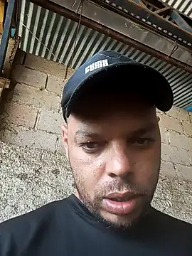 Snapshot of Widson321 chatting on September 24, 2:20 pm Widson321 online show from September 24, 2:20 pm