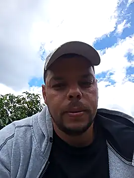 Snapshot of Widson321 chatting on October 23, 3:22 pm Widson321 online show from October 23, 3:22 pm