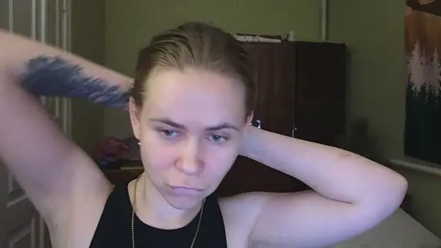 Riley Roo online show from January 18, 10:28 pm