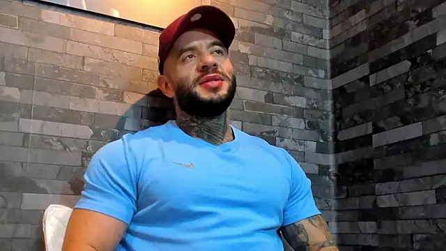 BruceDallas online show from January 7, 1:52 am