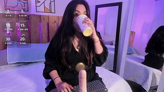 Snapshot of emily_amaya chatting on March 16, 8:13 pm emily amaya online show from March 16, 8:13 pm