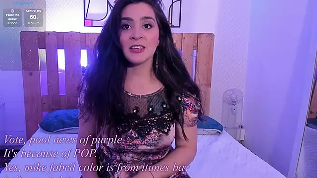 Snapshot of emily_amaya chatting on April 29, 8:15 pm emily amaya online show from April 29, 8:15 pm