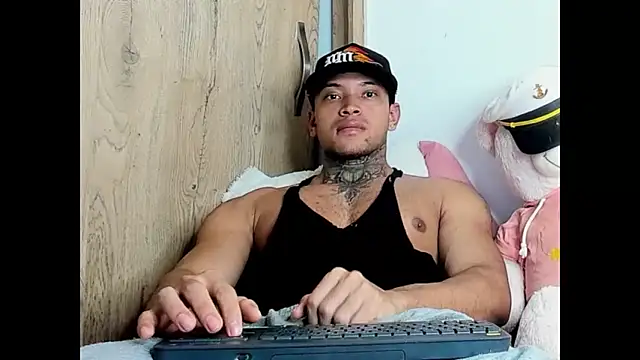 Stiven collins online show from October 27, 9:35 am