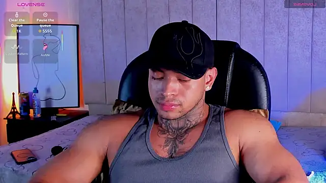 Stiven collins online show from May 25, 4:29 am