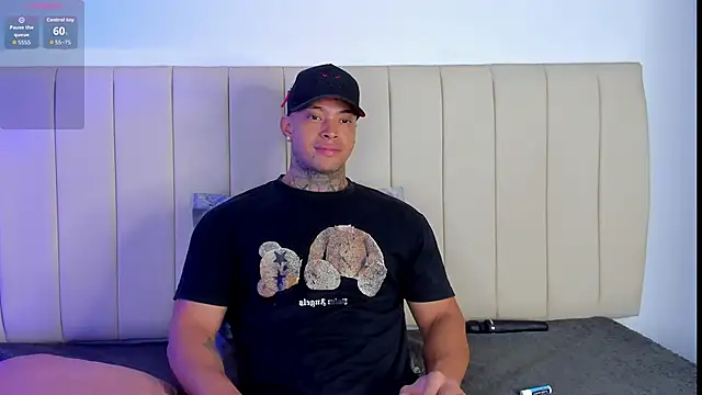 Stiven collins online show from May 26, 10:39 pm