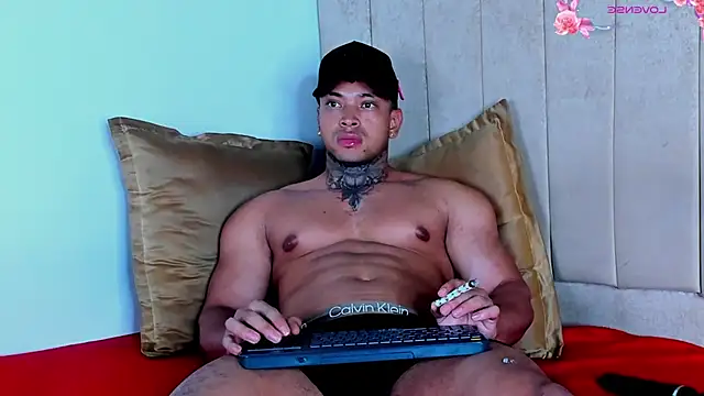 Stiven collins online show from May 28, 4:10 am