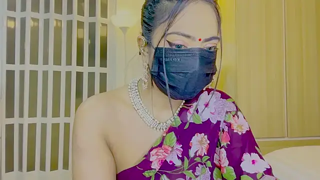 Monalisadon018 online show from April 6, 8:54 pm