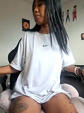 Honey-420- online show from November 1, 11:45 am