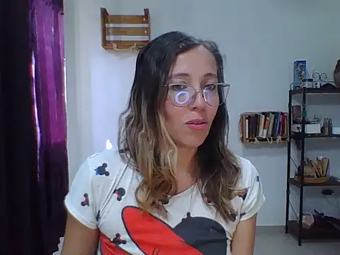 charlott ponce online show from October 24, 6:37 pm