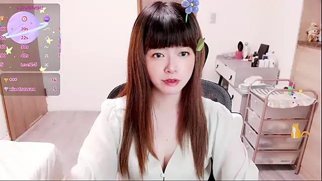 a0513 online show from November 18, 3:27 pm