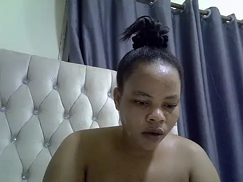 Amberay1 online show from May 17, 11:23 pm