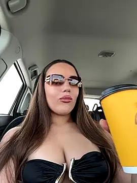 Snapshot of Syka0001 chatting on November 7, 7:52 am Syka0001 online show from November 7, 7:52 am