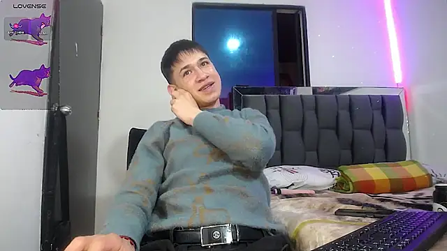 Mr daren  online show from February 15, 8:22 pm