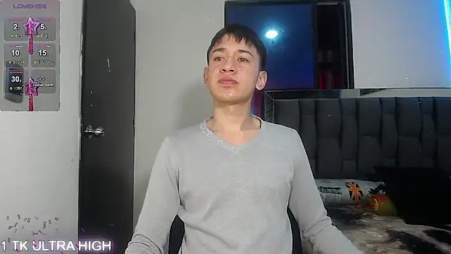 Mr daren  online show from March 12, 5:49 pm