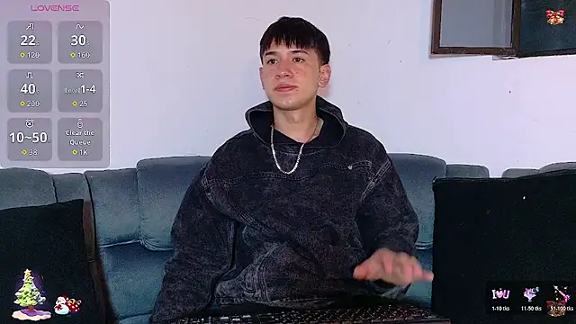 Mr daren  online show from January 9, 8:43 pm