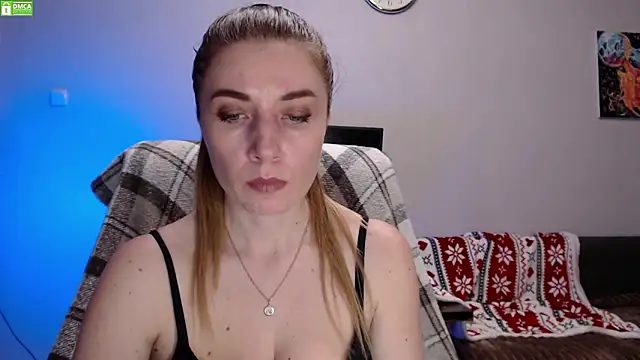 Snapshot of Sweet___Amelia chatting on March 18, 4:54 pm Sweet Amelia online show from March 18, 4:54 pm