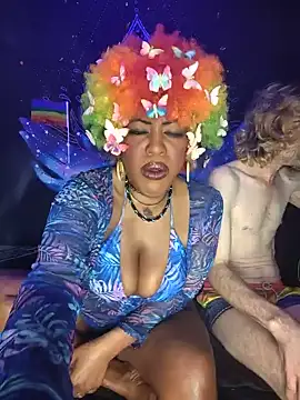 AmazonianMistress online show from May 24, 2:33 pm