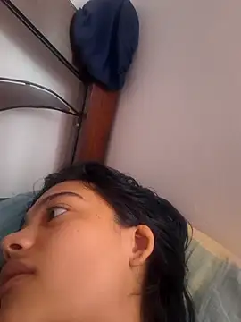 littlemelii online show from February 21, 3:46 pm