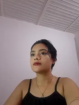 Snapshot of littlemelii chatting on June 7, 3:05 pm littlemelii online show from June 7, 3:05 pm