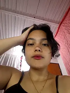Snapshot of littlemelii chatting on June 28, 6:36 pm littlemelii online show from June 28, 6:36 pm