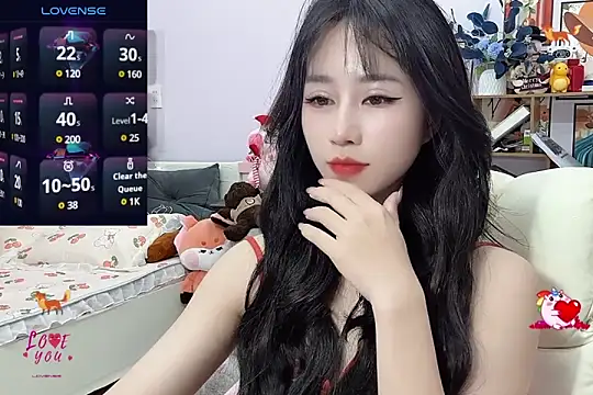  LLisa  online show from January 7, 10:19 pm