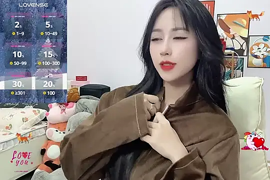  LLisa  online show from January 10, 1:21 am