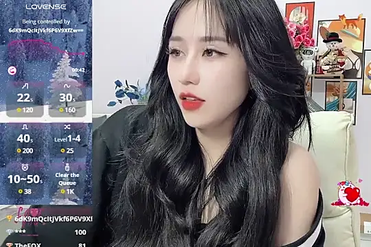  LLisa  online show from January 13, 10:24 pm