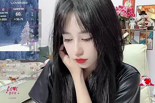  LLisa  online show from January 15, 10:46 pm