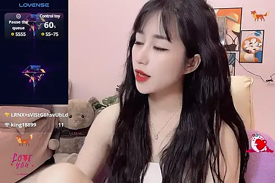  LLisa  online show from March 22, 5:20 pm