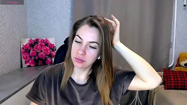 Naughty  Megan online show from February 21, 4:51 am