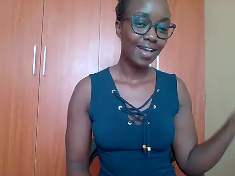 sexy darleen23 online show from April 13, 9:15 am