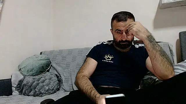 Snapshot of ivat80 chatting on December 4, 7:12 pm ivat80 online show from December 4, 7:12 pm