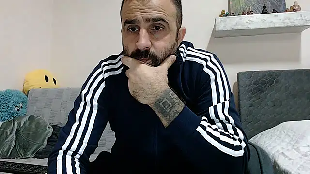 Snapshot of ivat80 chatting on December 10, 5:11 pm ivat80 online show from December 10, 5:11 pm