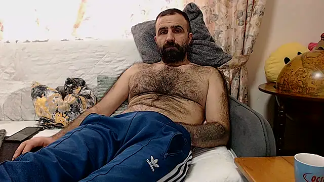 Snapshot of ivat80 chatting on February 15, 10:22 am ivat80 online show from February 15, 10:22 am