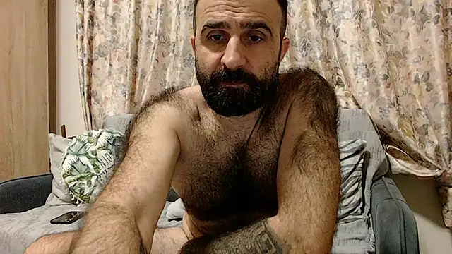 Snapshot of ivat80 chatting on February 24, 8:25 pm ivat80 online show from February 24, 8:25 pm