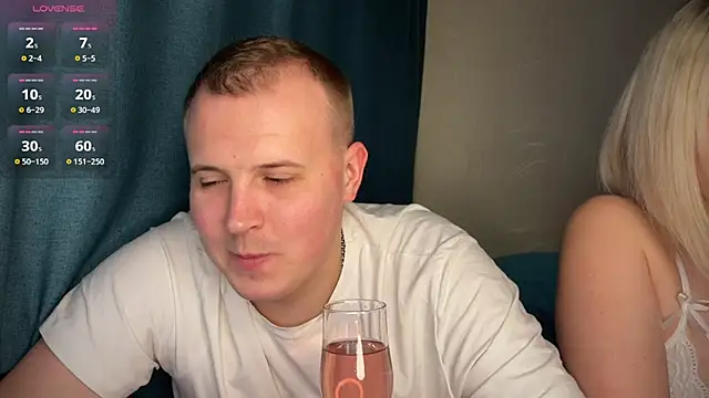 MrMrsRight online show from February 11, 5:07 pm