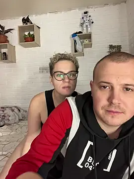 MrMrsRight online show from November 26, 8:26 am