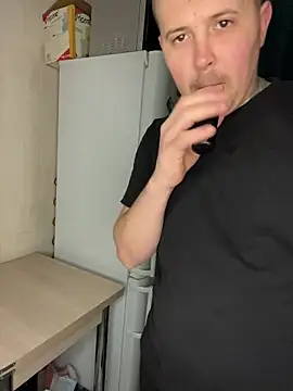 MrMrsRight online show from December 22, 4:15 pm