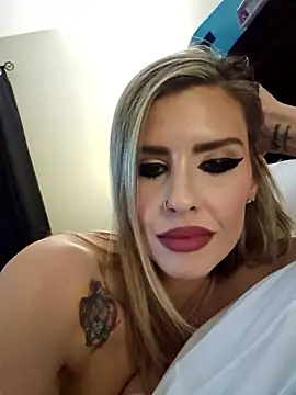 Snapshot of ellieconradxo chatting on May 30, 4:09 am ellieconradxo online show from May 30, 4:09 am