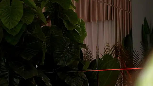 KellyMathews online show from April 6, 2:20 am