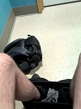 Alfie41105 online show from November 25, 5:02 pm