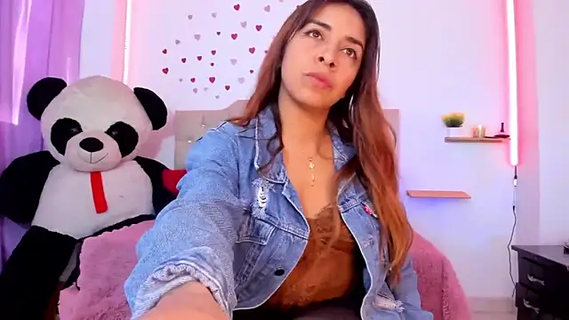 Snapshot of ameliefederline11 chatting on March 5, 1:40 pm ameliefederline11 online show from March 5, 1:40 pm
